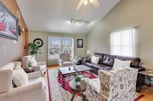 6720 Carolina Ave, Hammond, IN 46323 - Photo 4