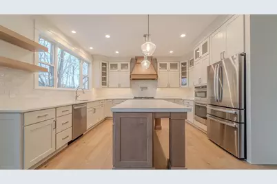 2900 Whispering Brook Lane, Valparaiso, IN 46385 - Photo 14