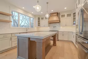 2900 Whispering Brk Ln, Valparaiso, IN 46385 - Photo 10