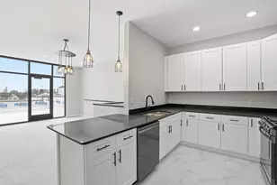 1540 119th St, Whiting, IN 46394 - Photo 4