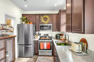 1049 E 117th Pl, Crown Point, IN 46307 - Photo 8