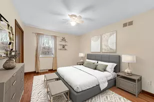 659 Lorraine Dr, Valparaiso, IN 46385 - Photo 14