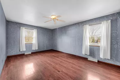 659 Lorraine Drive, Valparaiso, IN 46385 - Photo 12