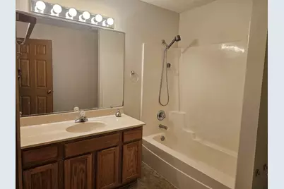 1743 W 86th Lane, Merrillville, IN 46410 - Photo 8