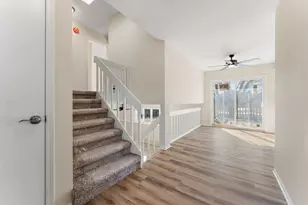 2807 W 63rd Ln, Merrillville, IN 46410 - Photo 6