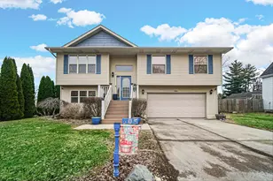 505 N Washington St, Hebron, IN 46341 - Photo 1