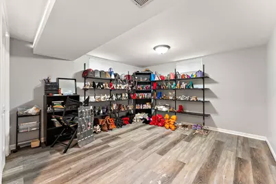 1142 W 72nd Lane, Merrillville, IN 46410 - Photo 12