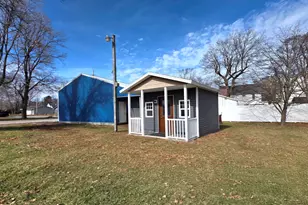 205 W Pearl St, Hamlet, IN 46532 - Photo 46