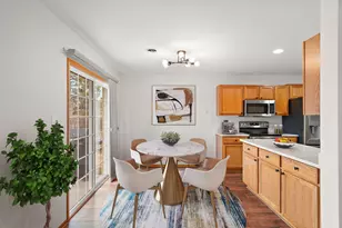 1065 Easy St, Crown Point, IN 46307 - Photo 4