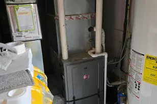 9007 W 85th Ave, Schererville, IN 46375 - Photo 8