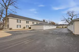 2288 Bordeaux Walk, Highland, IN 46322 - Photo 22