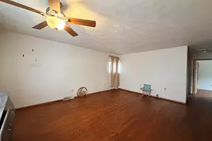 1959 Carolina St, Gary, IN 46407 - Photo 4