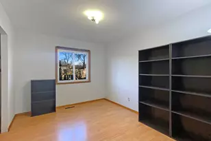 703 N Glenwood Ave, Griffith, IN 46319 - Photo 8