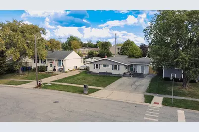 114 S Chase Drive, Crown Point, IN 46307 - Photo 2