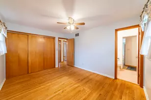 9133 Foliage Ln, Munster, IN 46321 - Photo 20