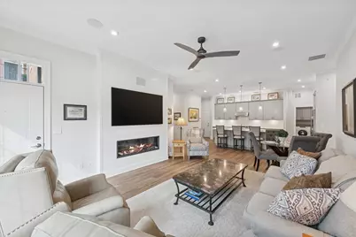 208 Campbell Street #103, Valparaiso, IN 46385 - Photo 2