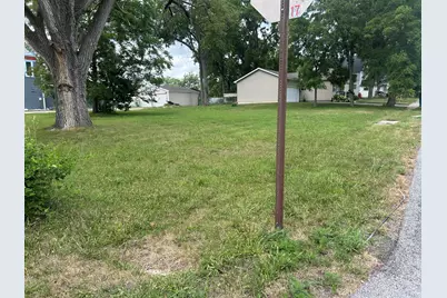 799 E Burnham Street, Lowell, IN 46356 - Photo 8