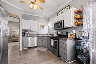 23 Abington St, Valparaiso, IN 46385 - Photo 6