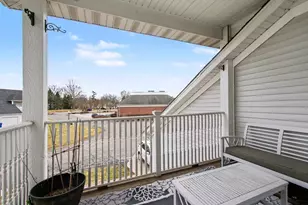 23 Abington St, Valparaiso, IN 46385 - Photo 8