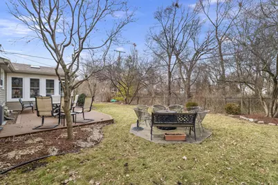 9000 Chestnut Lane, Munster, IN 46321 - Photo 28