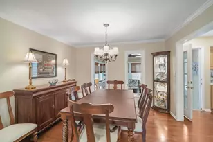 9000 Chestnut Ln, Munster, IN 46321 - Photo 8