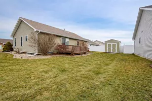 211 Whispering Blvd, La Porte, IN 46350 - Photo 20