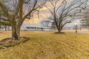 3569 W 1500 S, Kentland, IN 47951 - Photo 2