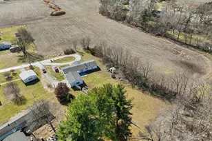 400 W McCombs St, Winamac, IN 46996 - Photo 26