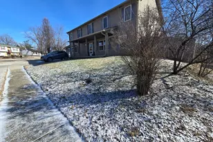 5533 Furnas Ct, Indianapolis, IN 46221 - Photo 2