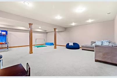 568 Shatz Drive N, Valparaiso, IN 46385 - Photo 32