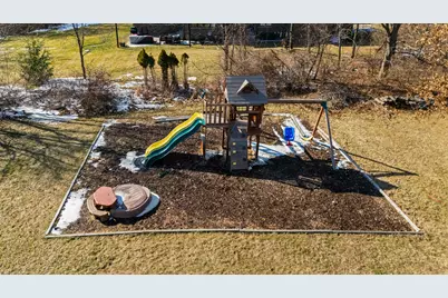 568 Shatz Drive N, Valparaiso, IN 46385 - Photo 38