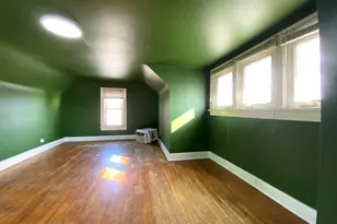 107 Evans Ave, Valparaiso, IN 46383 - Photo 12