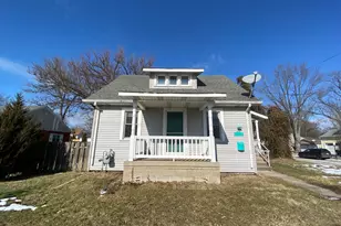 107 Evans Ave, Valparaiso, IN 46383 - Photo 2