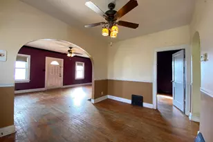 107 Evans Ave, Valparaiso, IN 46383 - Photo 6