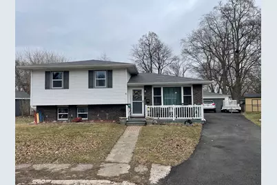 811 Henry Court, Hobart, IN 46342 - Photo 2
