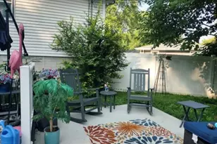 811 Henry Ct, Hobart, IN 46342 - Photo 34