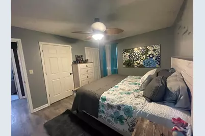 811 Henry Court, Hobart, IN 46342 - Photo 14