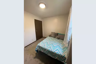 811 Henry Court, Hobart, IN 46342 - Photo 18