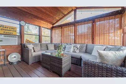 6799 Laurel Avenue, Portage, IN 46368 - Photo 24