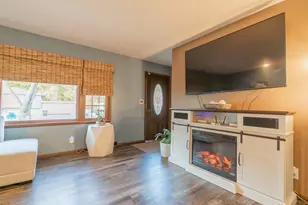 6799 Laurel Ave, Portage, IN 46368 - Photo 6