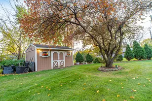 6799 Laurel Ave, Portage, IN 46368 - Photo 32