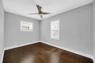 6833 Baring Ave, Hammond, IN 46324 - Photo 6