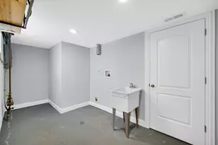 6833 Baring Ave, Hammond, IN 46324 - Photo 14