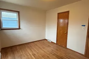 7021 Osborn Ave, Hammond, IN 46323 - Photo 8