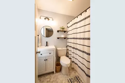 1226 S Ash Street, Hobart, IN 46342 - Photo 8