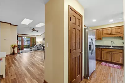 712 Dogwood Court SW, Demotte, IN 46310 - Photo 2