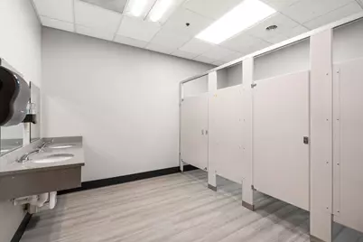 8401 Ohio Street, Merrillville, IN 46410 - Photo 16