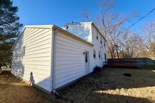 104 Foster Ave, Elkhart, IN 46516 - Photo 2
