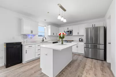 302 Holst Lane, Valparaiso, IN 46385 - Photo 6