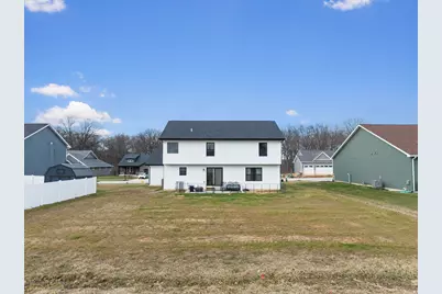 302 Holst Lane, Valparaiso, IN 46385 - Photo 24